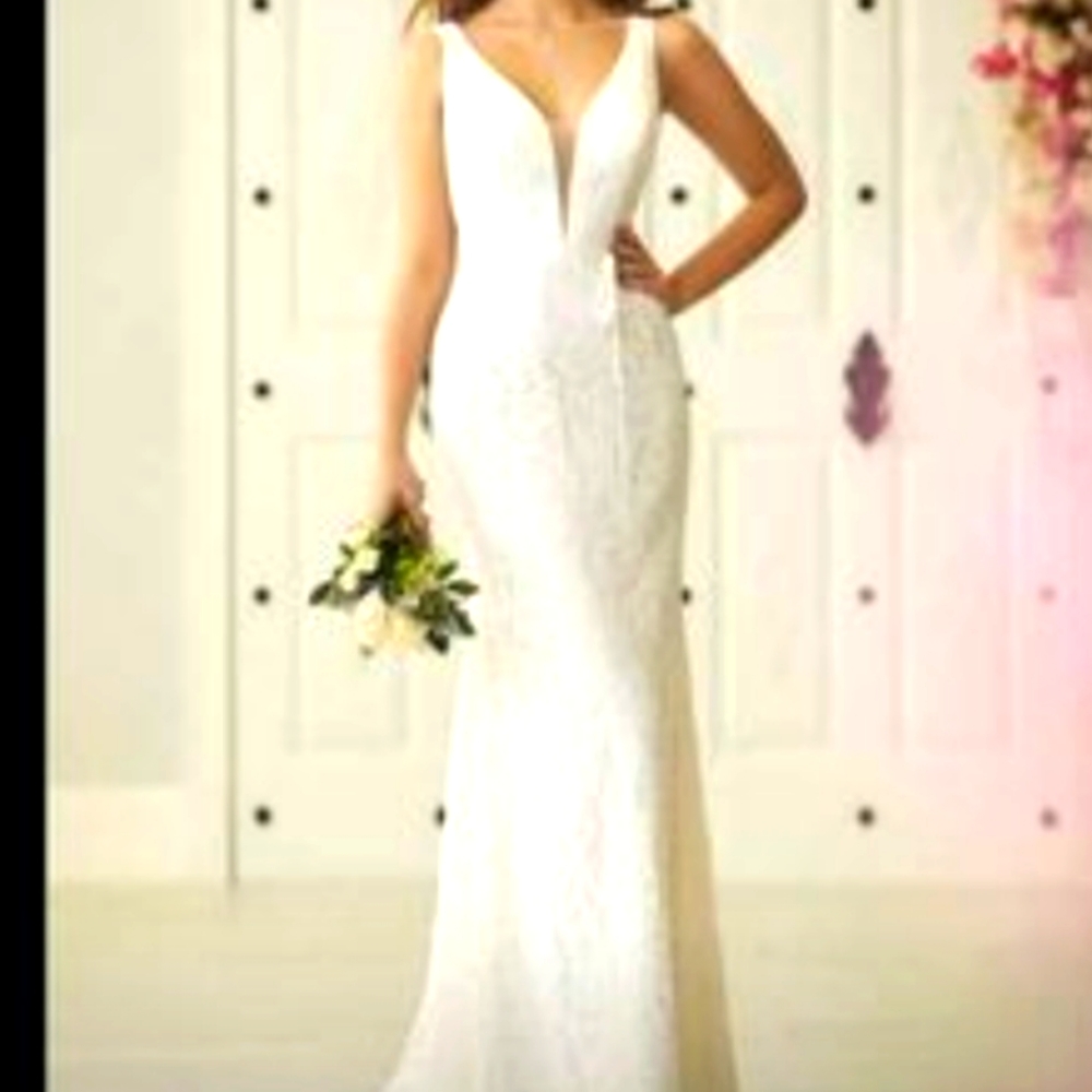 New, Unaltered, Christina Wu Wedding Dress
